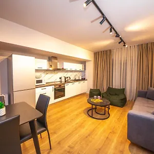 blloku-unique-apartments-2.albaniahotels.org/